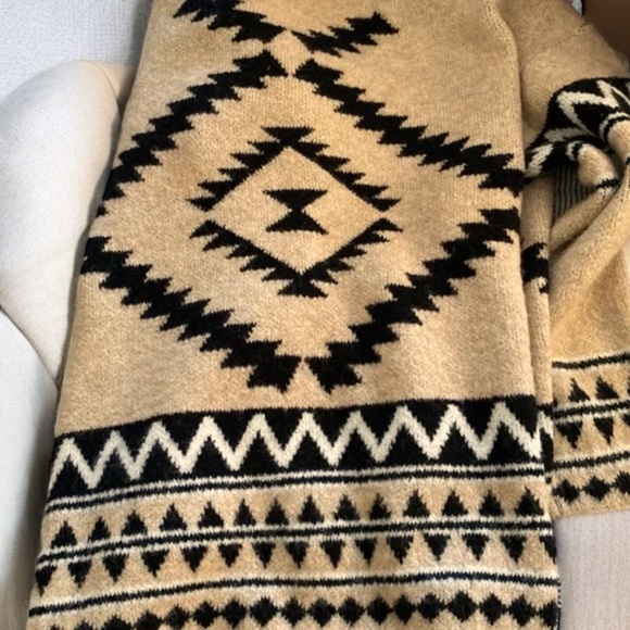 Tahari Soft Cozy Aztec South West Open Front Cardigan Sweater - Picture 13 of 16